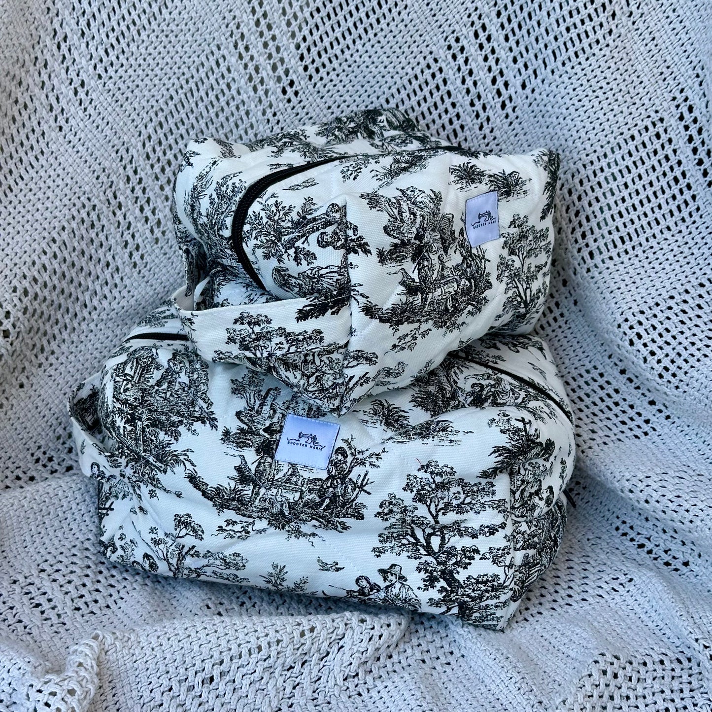 Black and White Toile XL Boxy