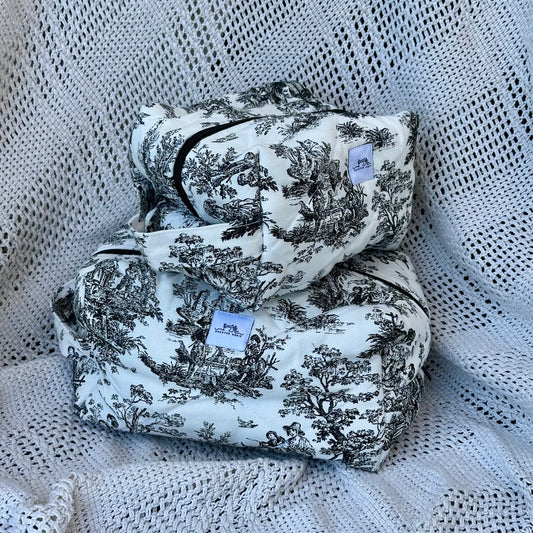 Black and White Toile Small Boxy