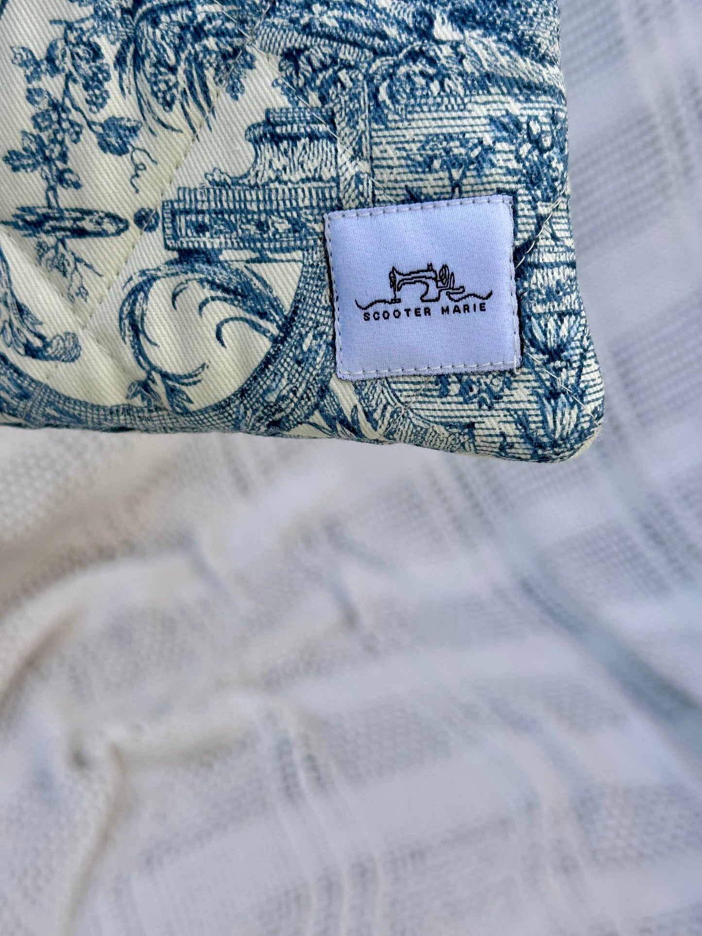 Blue Toile Kindle Sleeve