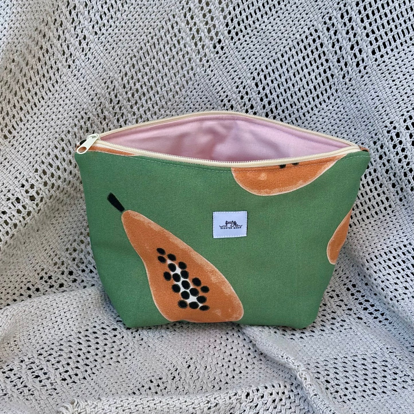 Papaya Pouch