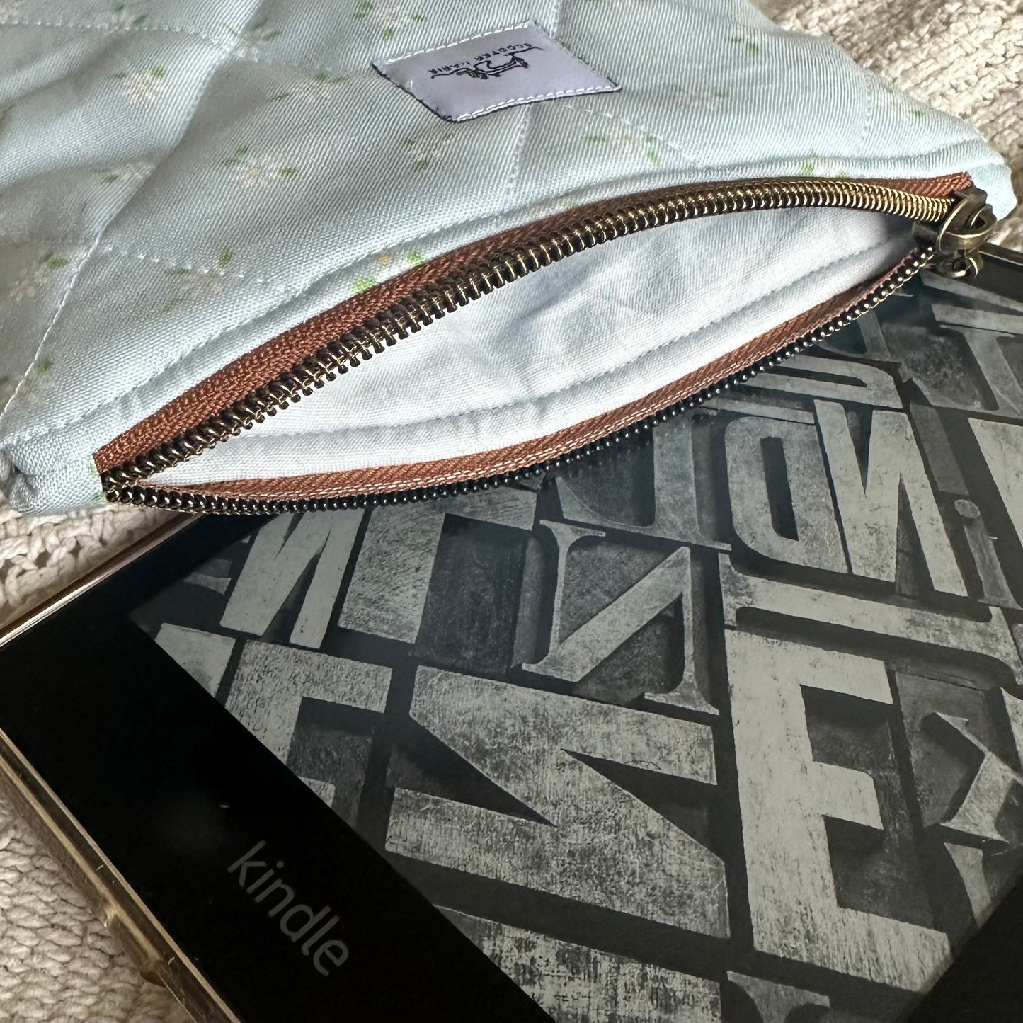 Blue Floral Kindle Case