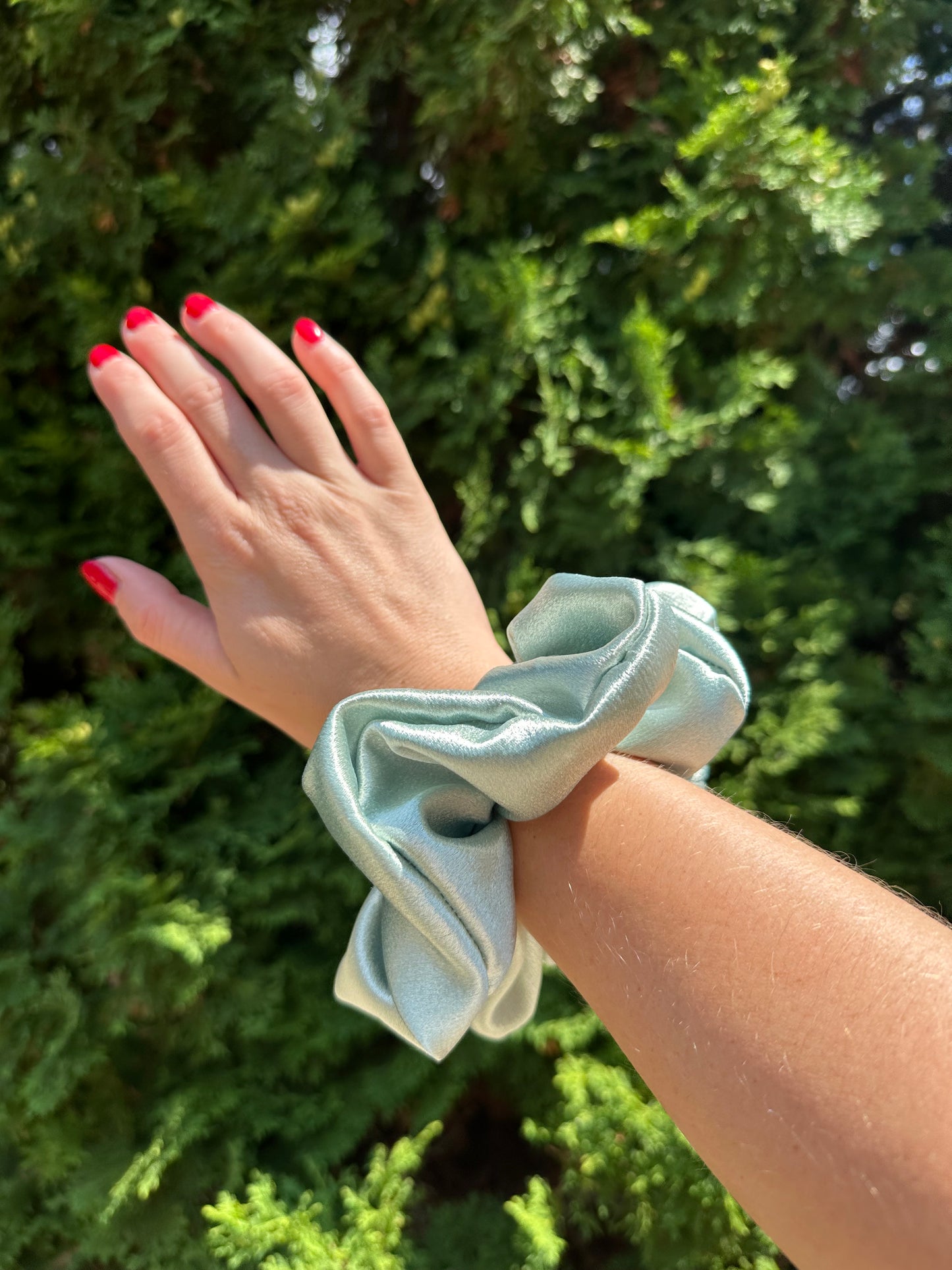 XL Scrunchie in Sea Foam
