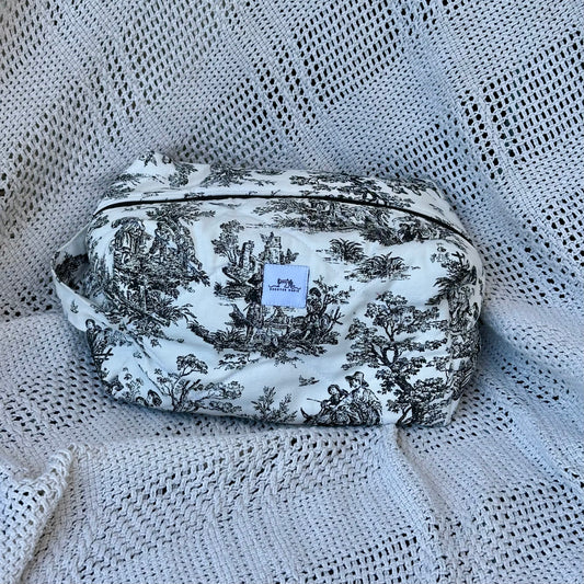 Black and White Toile XL Boxy