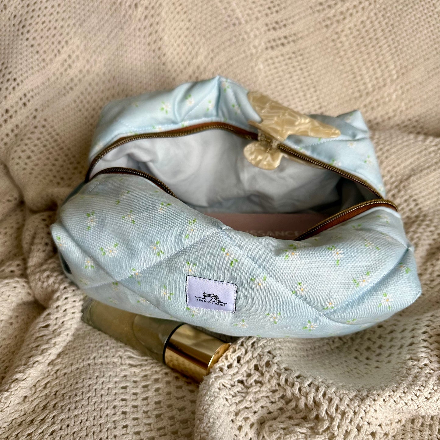 Blue Floral XL Boxy